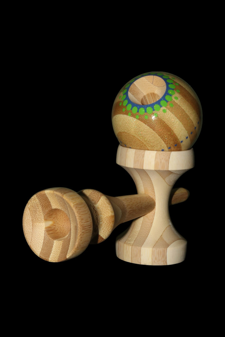 Doug Skateboards Collab Dama - Bamboo