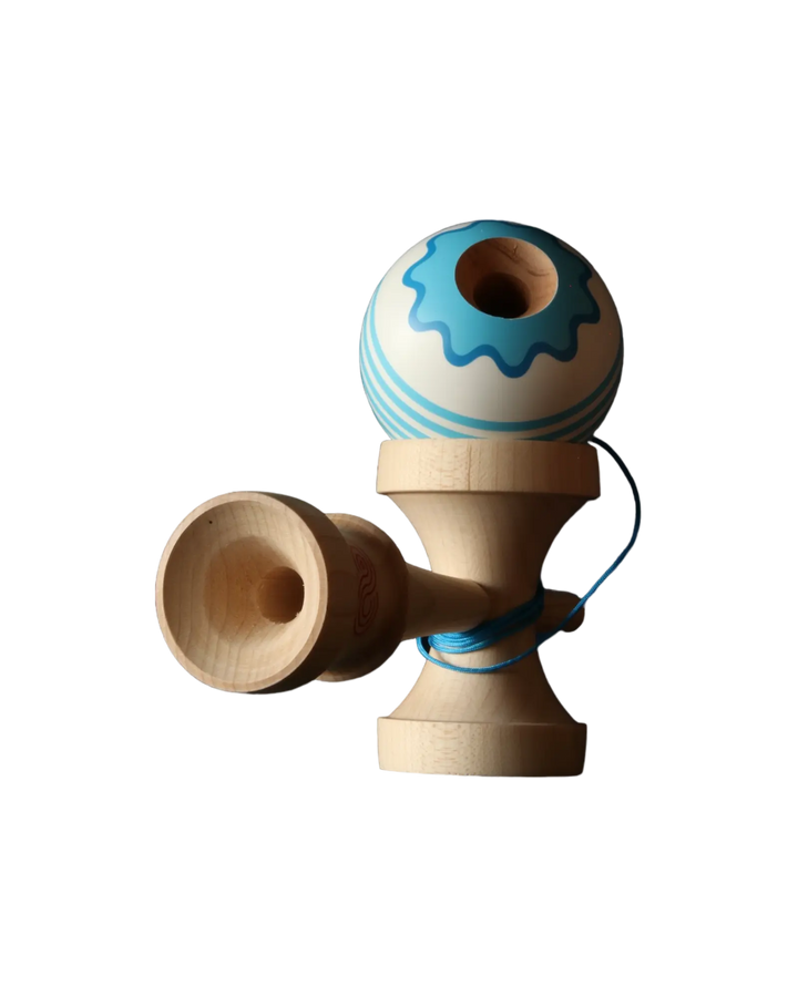 KAIZEN FISHCAKE - White / Blue Kendama USA  Kendama Senses